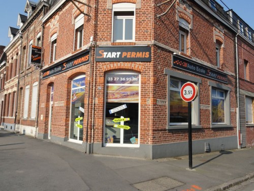 vitrine-start-permis.jpg